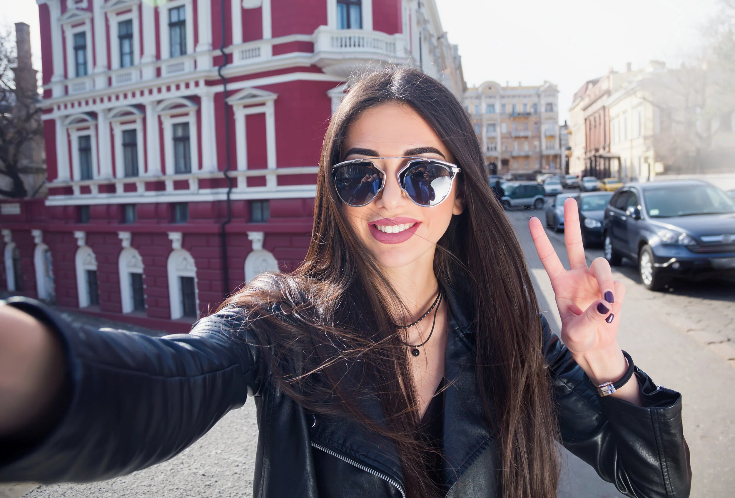 Селфи на улице в очках