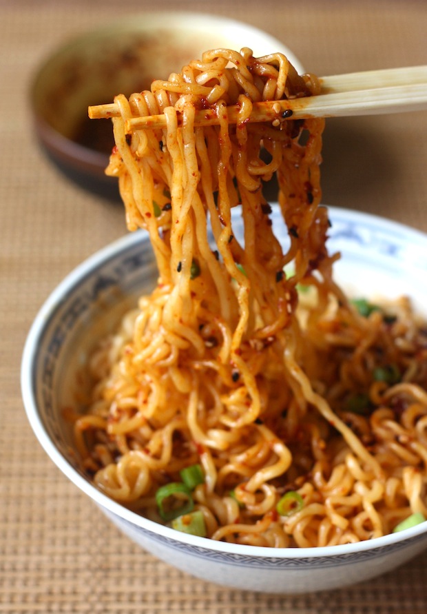 ramen with spicy korean chili dressing_season with spice