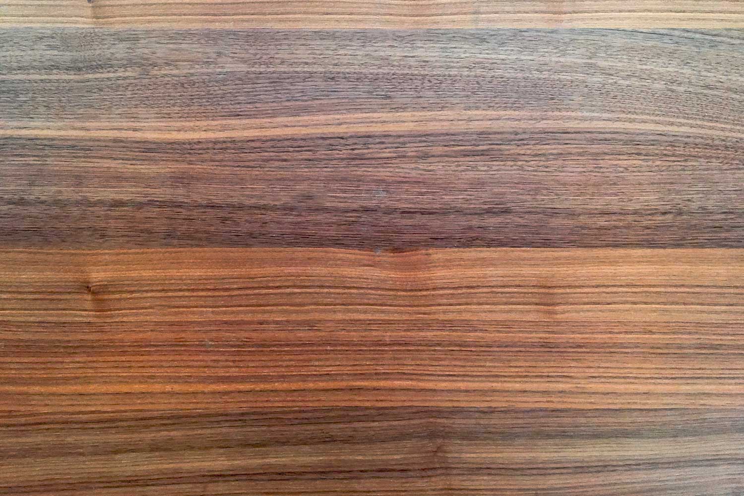 magamama-walnut-table2.jpg