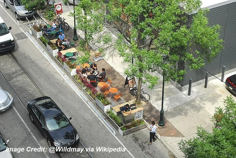 800px-A_seasonal_parklet_in_Philadelphia_by_ShiftSpace_Design.jpg