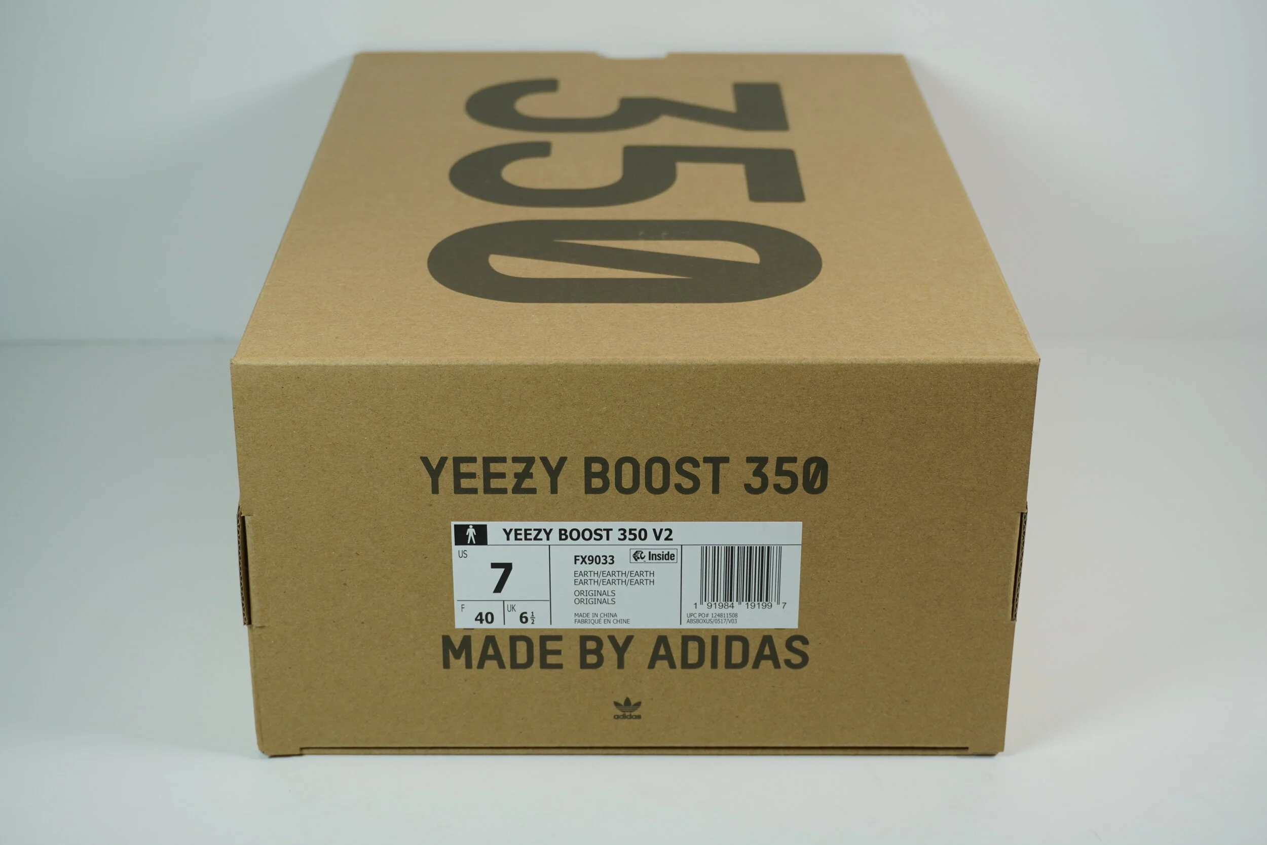 Yeezy Boost 350 V2 Earth Sneaker Hoodie To Match