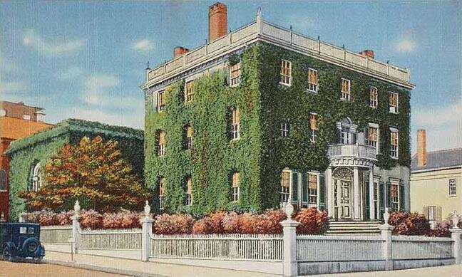 McLellan_House_&_L._D._M._Sweat_Memorial,_Portland,_ME.jpg