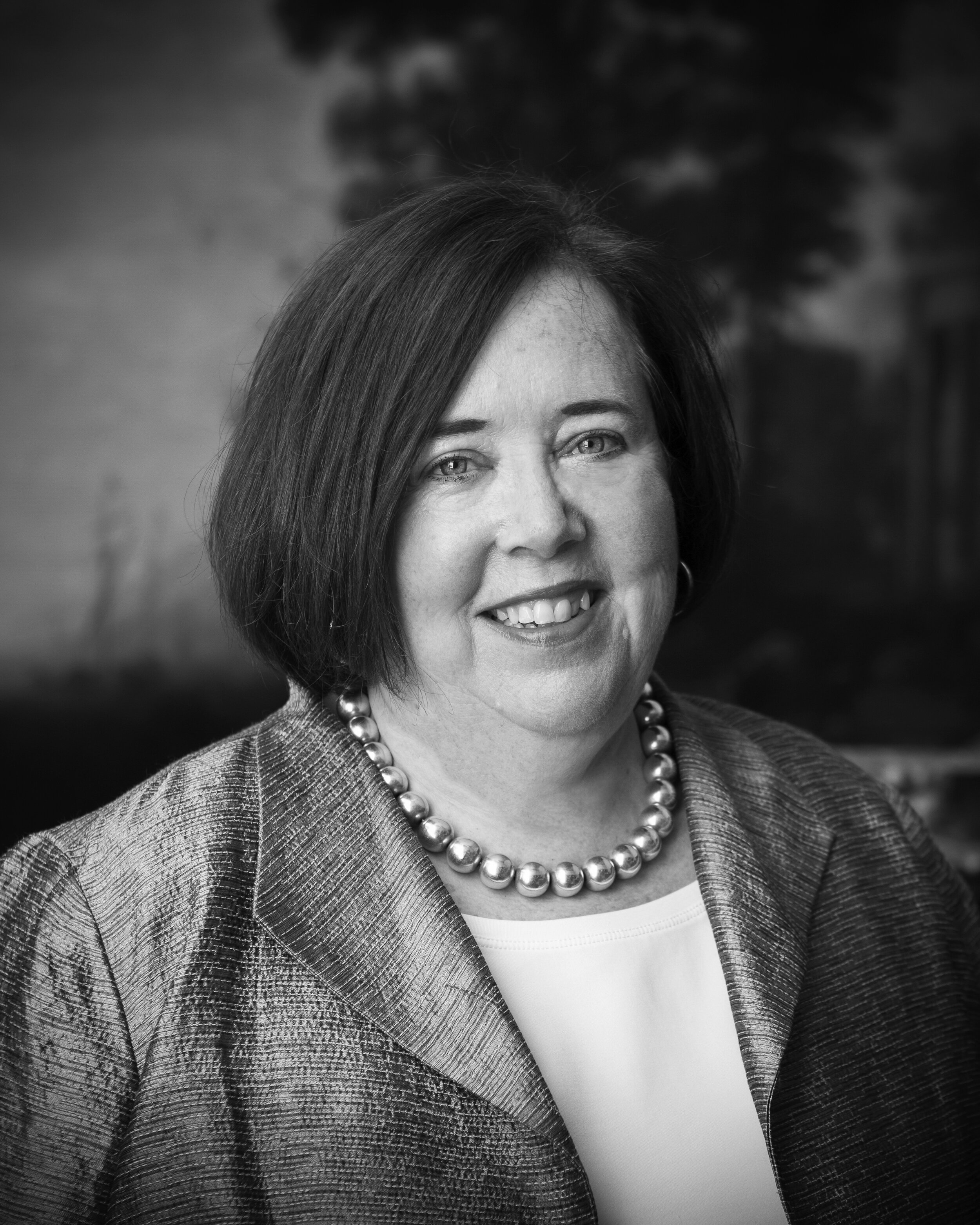 Claire_9800-bw.jpg