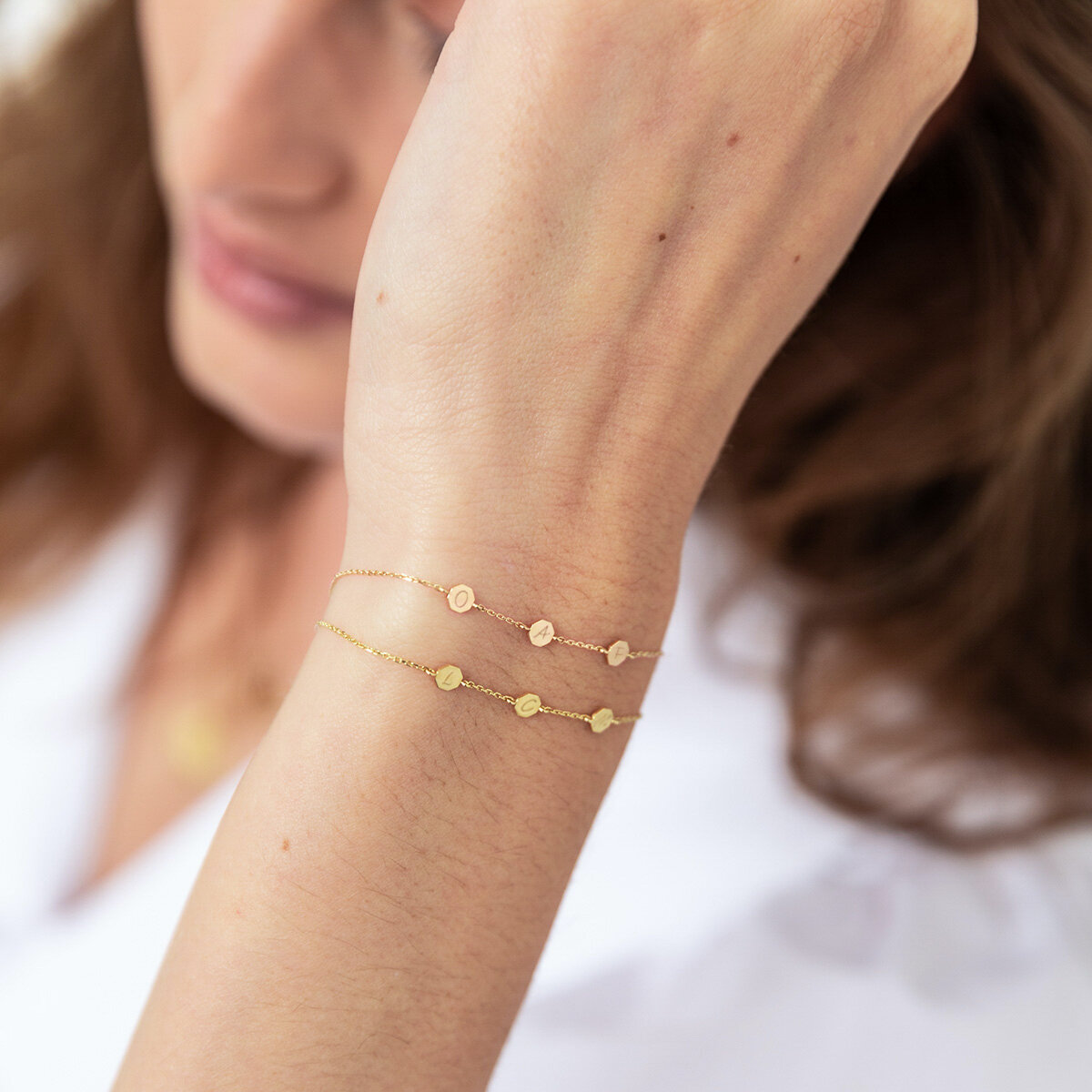 Bracelet personnalisé initiales sur chaîne en or jaune et blanc 10k pour  femme - Bijouterie Langlois