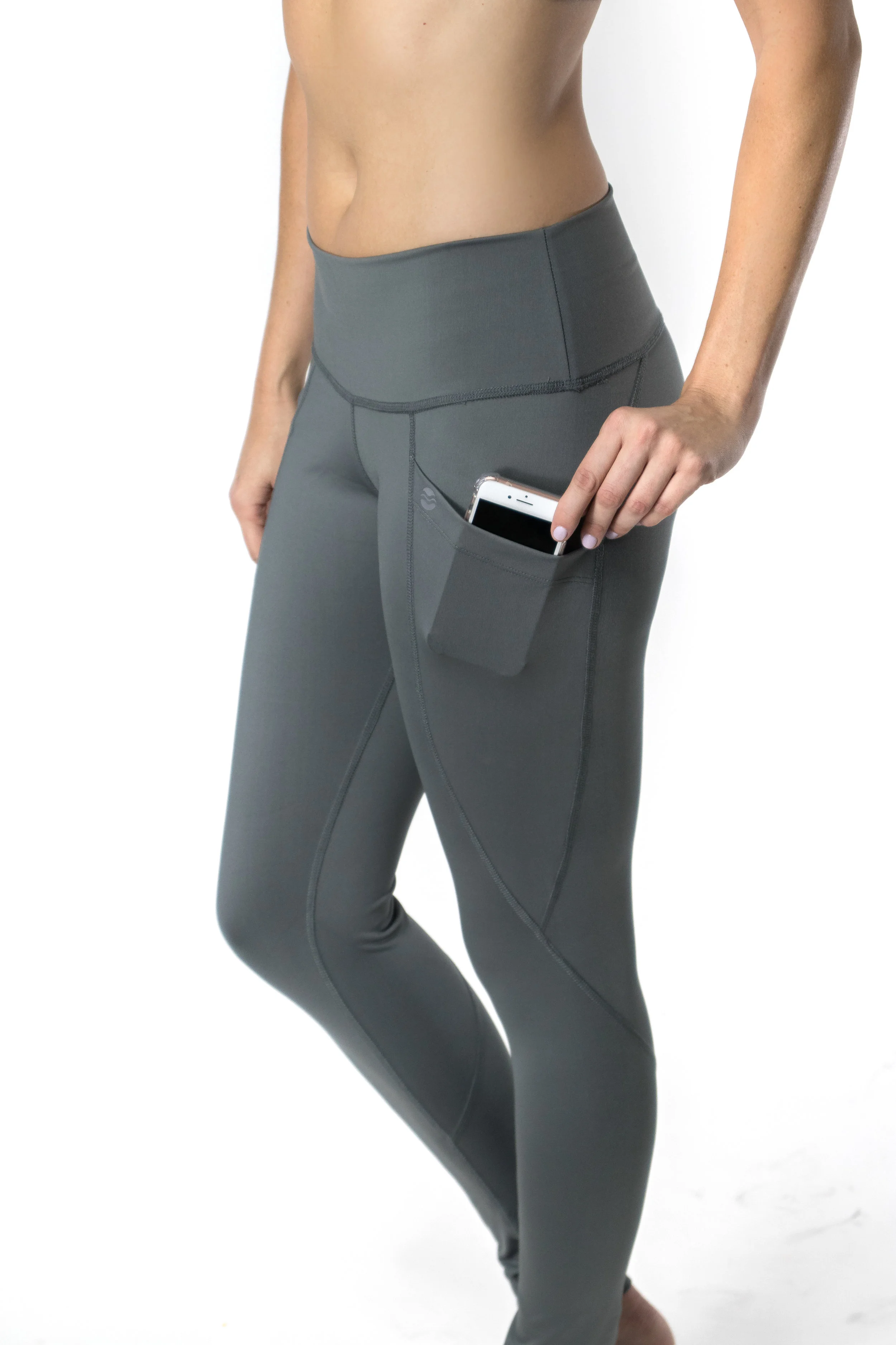 grey leggings with pockets