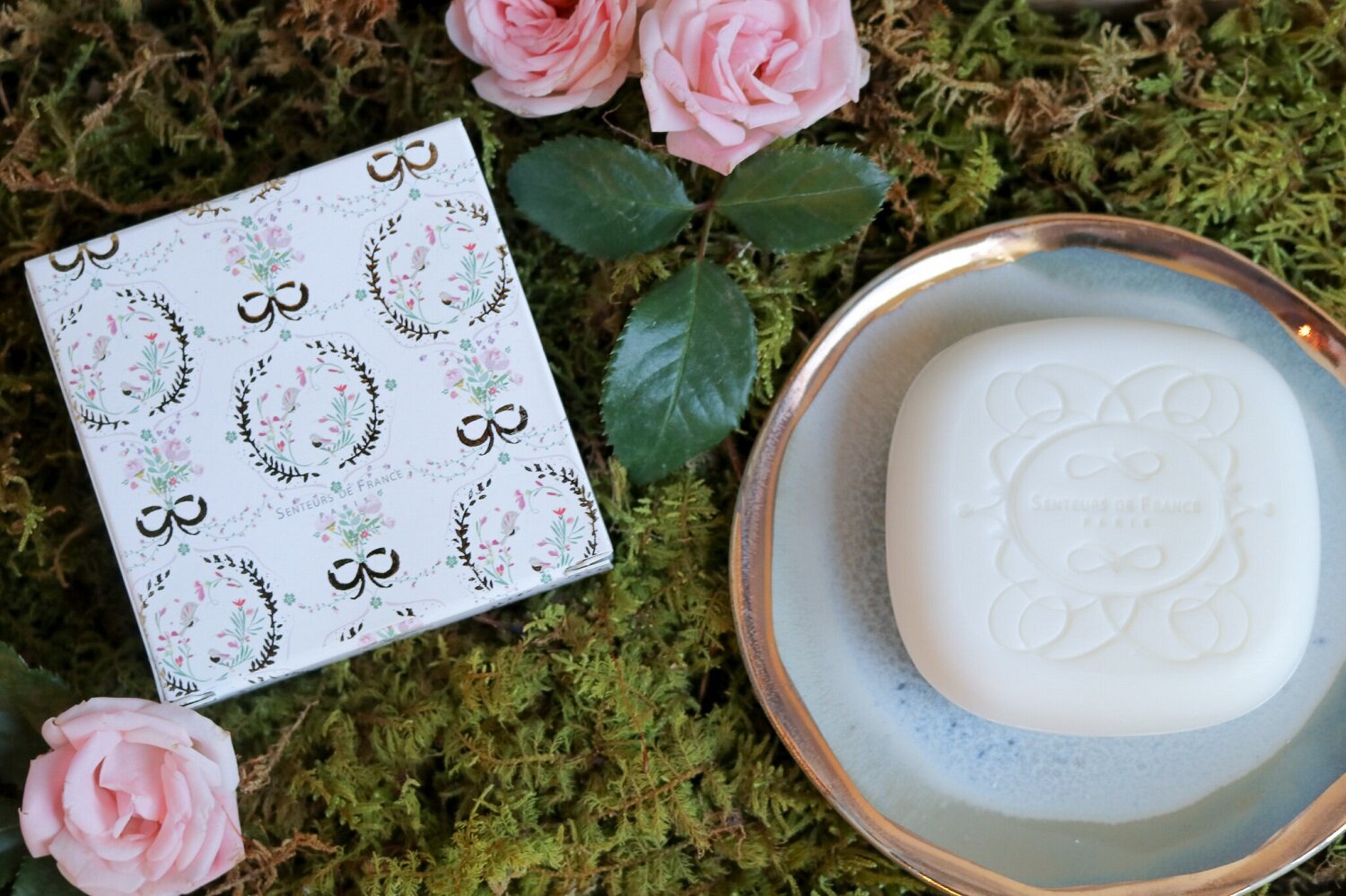 Decorative Lavender Scented Rose Soap Gift Set 