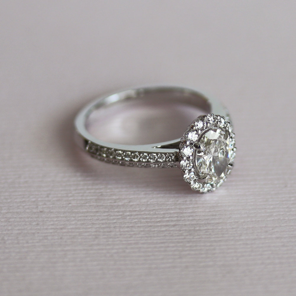 Classic Royal Setting Custom Lab Diamond Engagement Ring