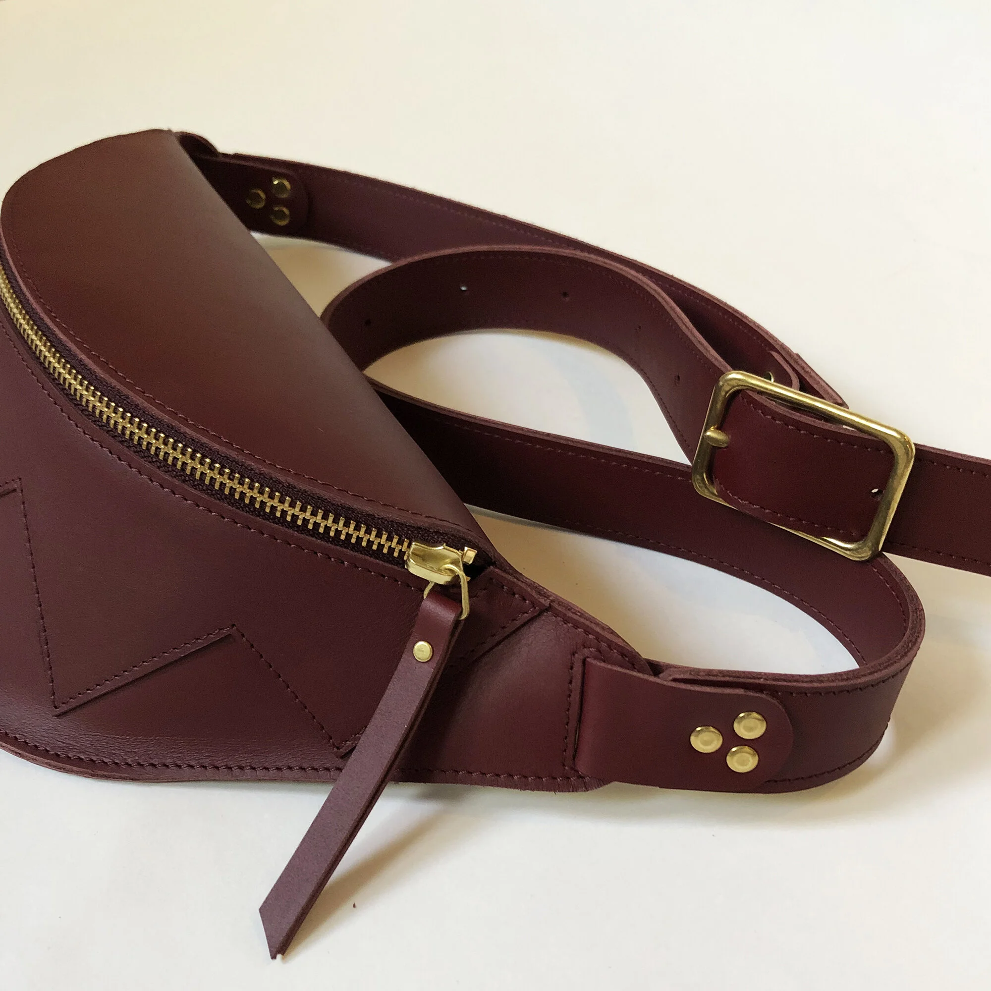 burgundy fanny pack