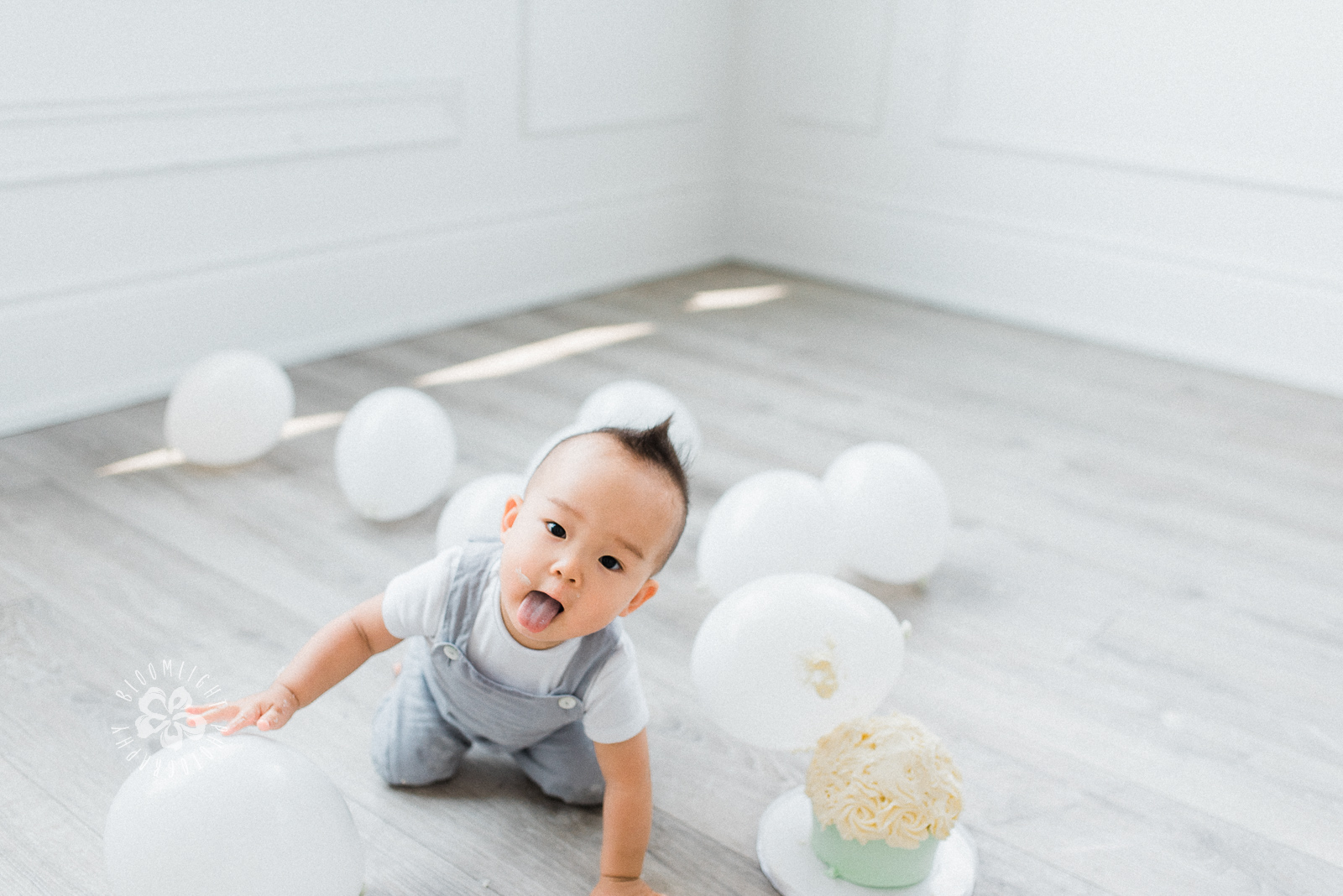 永恒的简单生日蛋糕-samsh-Toronto-photographer.jpg