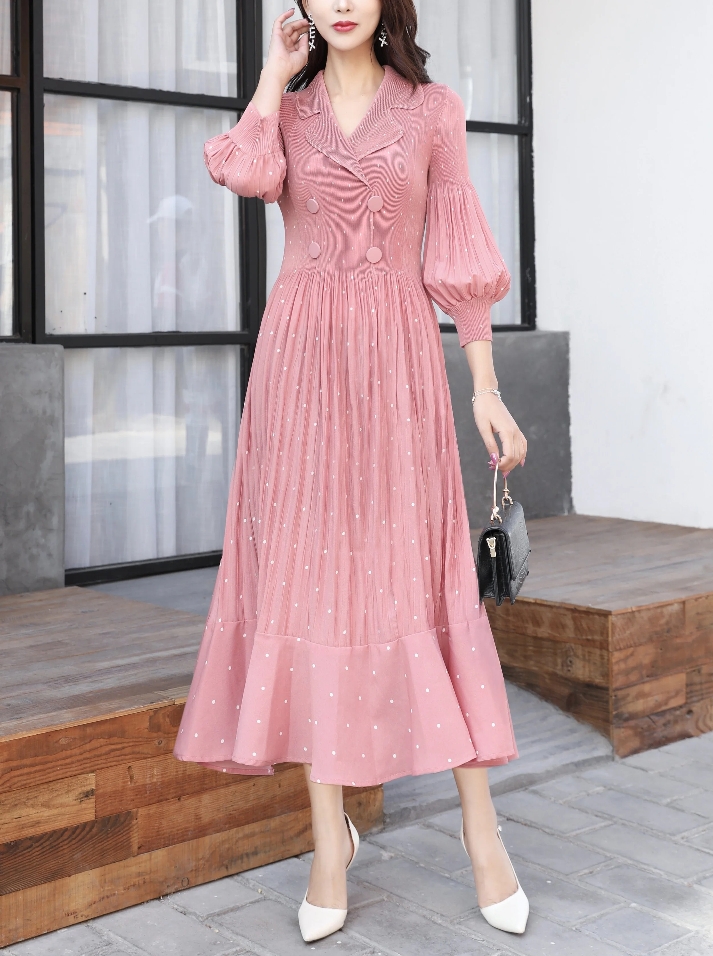 Lacy Shirt Dress with Long Balloon Sleeves — Queenia Fashion