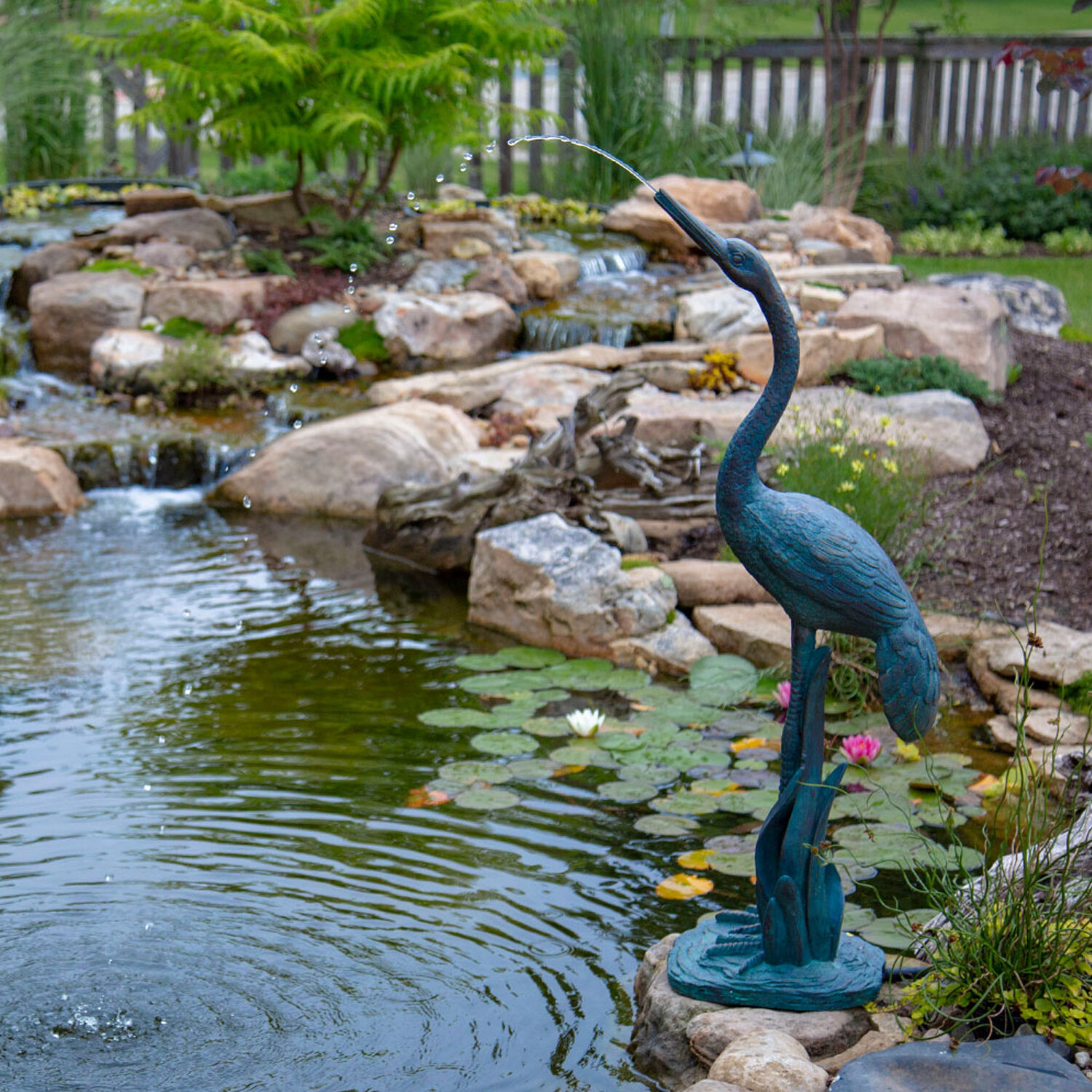 Aquascape Toucan Fountain Spitter for Pond Bird Garden 78011 Landscape and Water Features