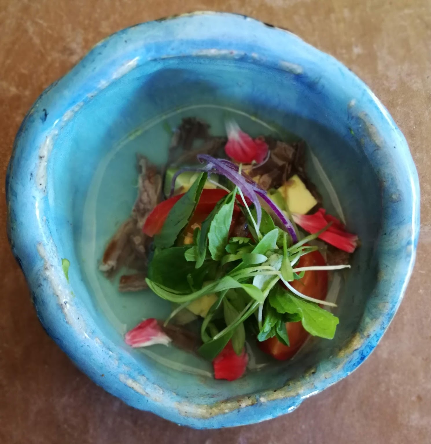 Almoraduz. Almoraduz完美平衡的设备