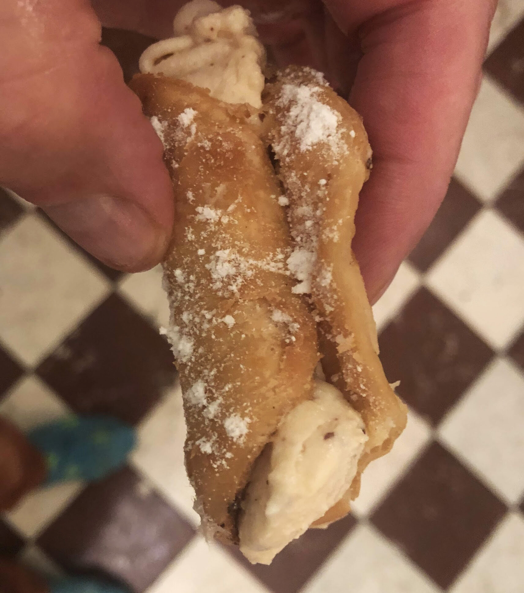 由作者制作的Accolo,他(非7位数开奖但娴熟)母亲在早期不接受一个母亲,除非它在你的眼前填补时,否则它将是潮湿的