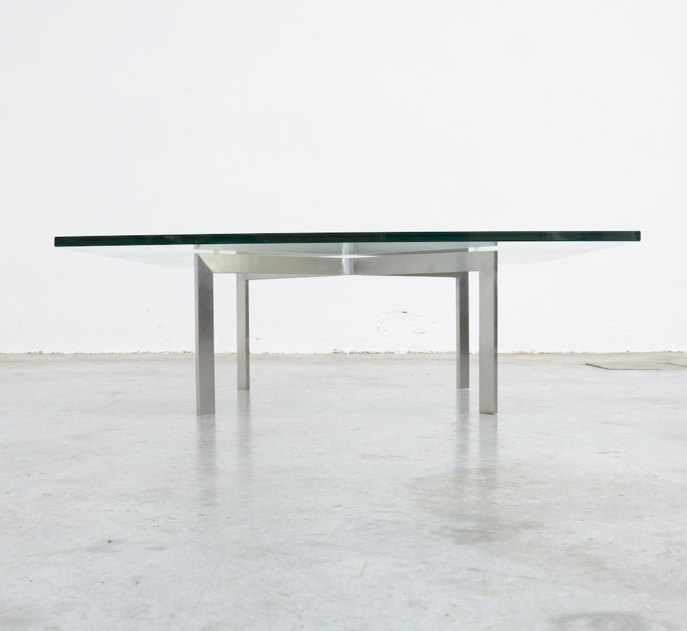 Barcelona Table Bauhausberlin