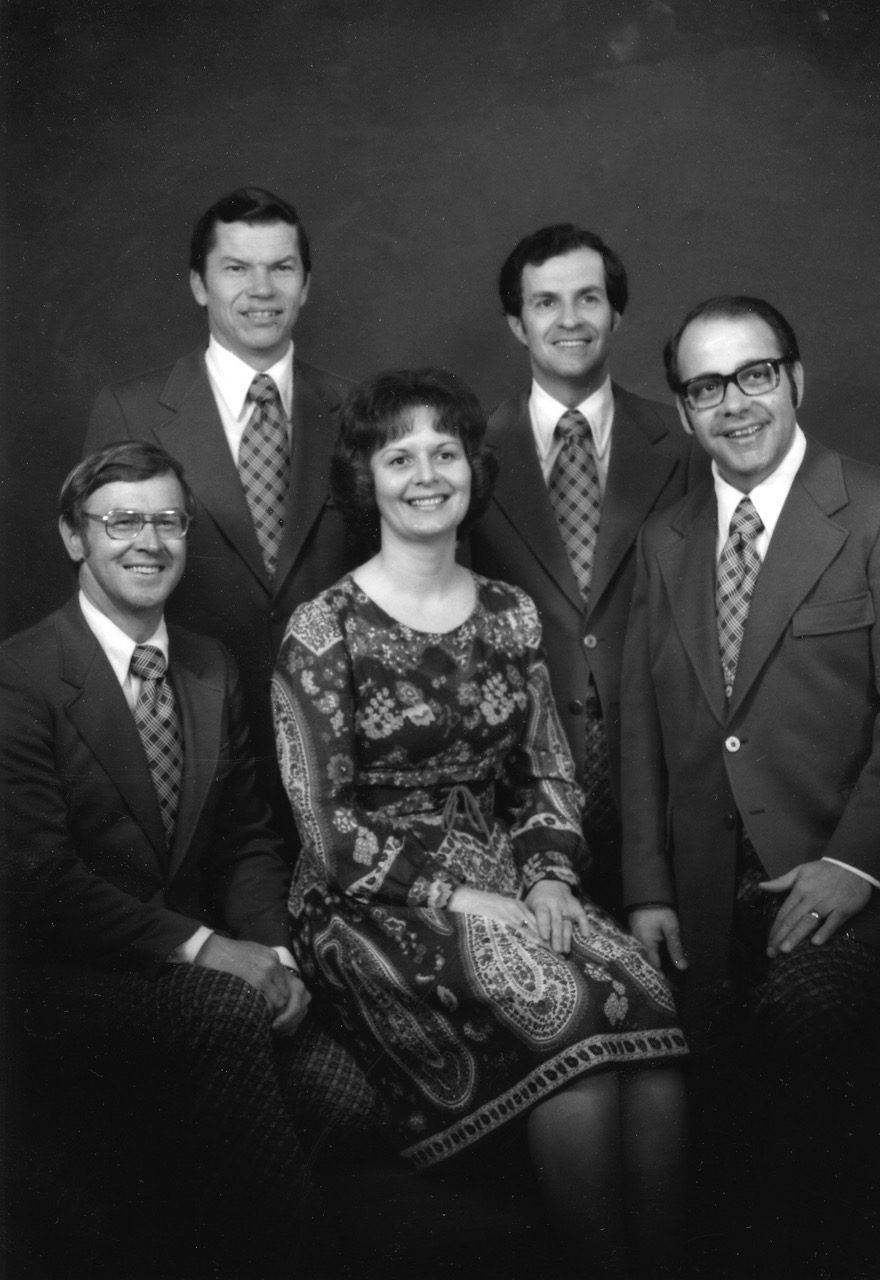 From left to right: Harold McCracken, Duane King, Dixie Burkum, Bob Chitwood, Lowell Burkum
