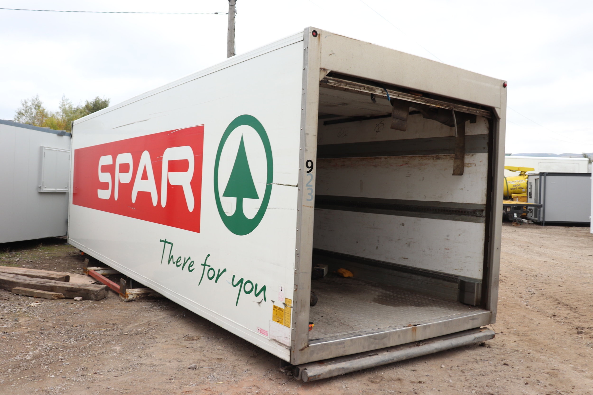Sold 28 X8 Insulated Storage Container With Roller Door Ref 923