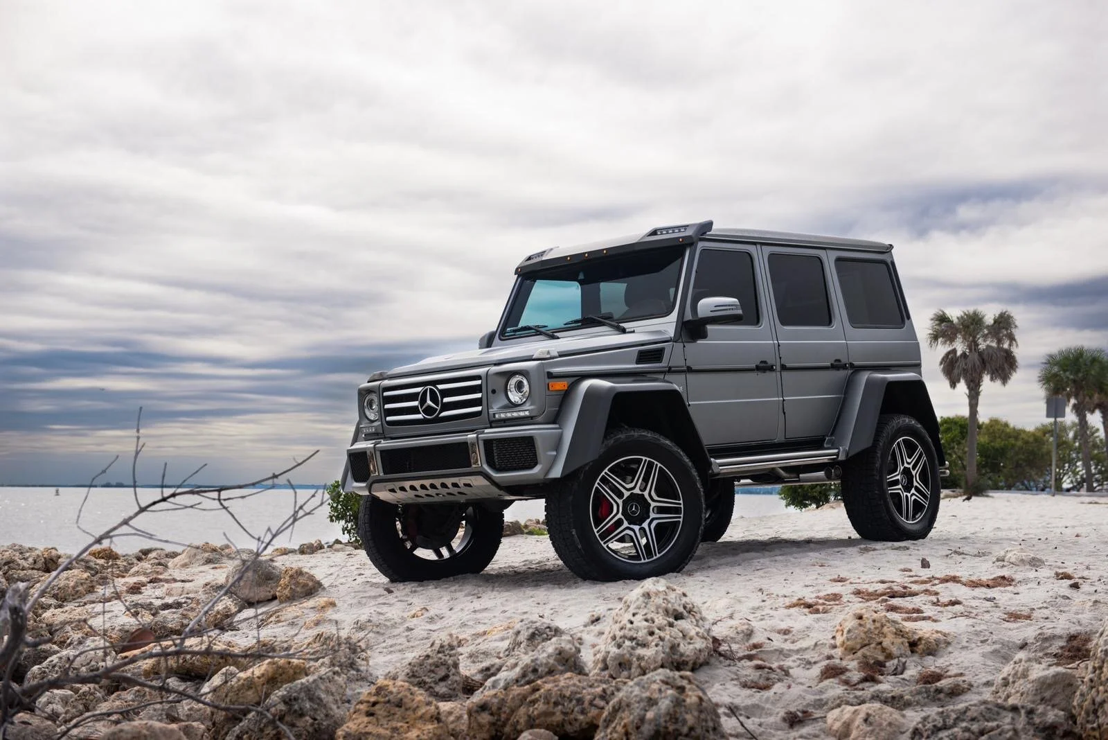 18 Mercedes Benz G550 4x4 Reachexotics Com