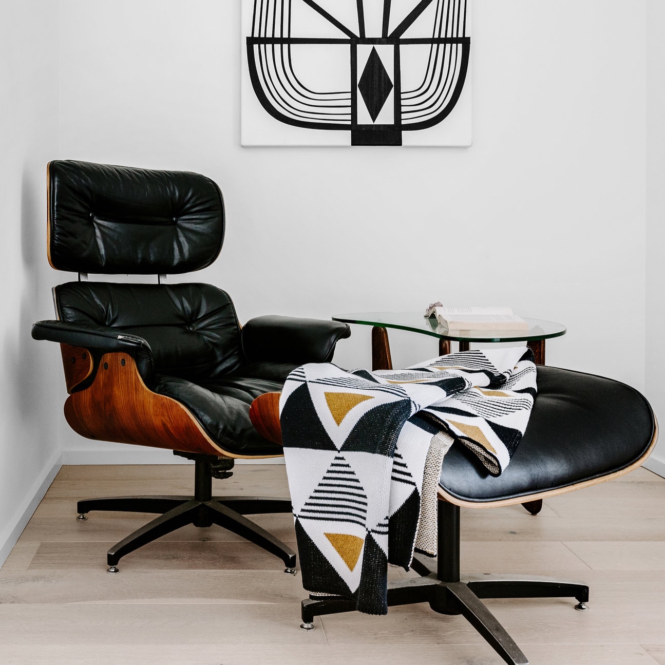 Eames Style Lounge Chair Guest House