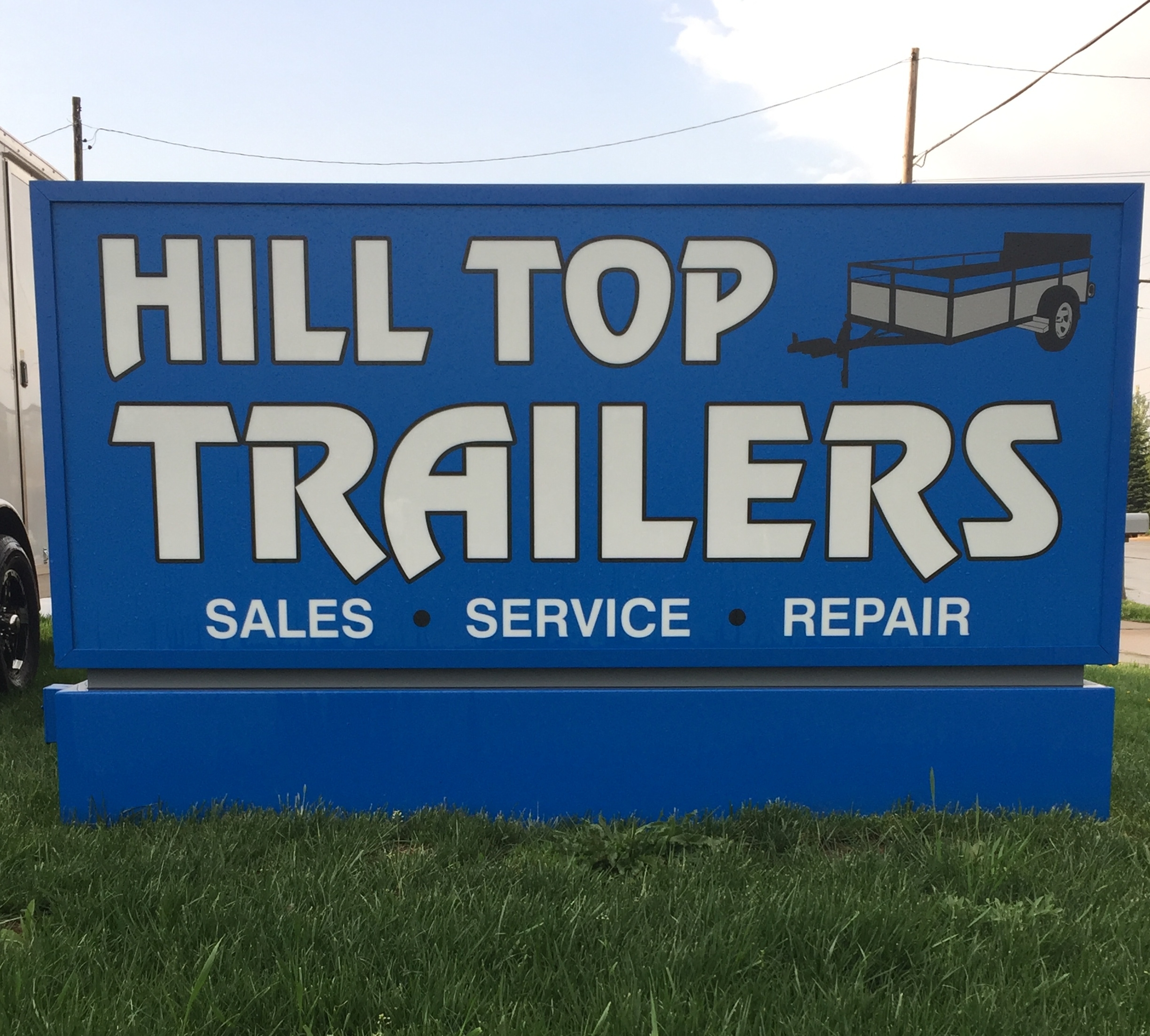 HILL TOP TRAILER SALES