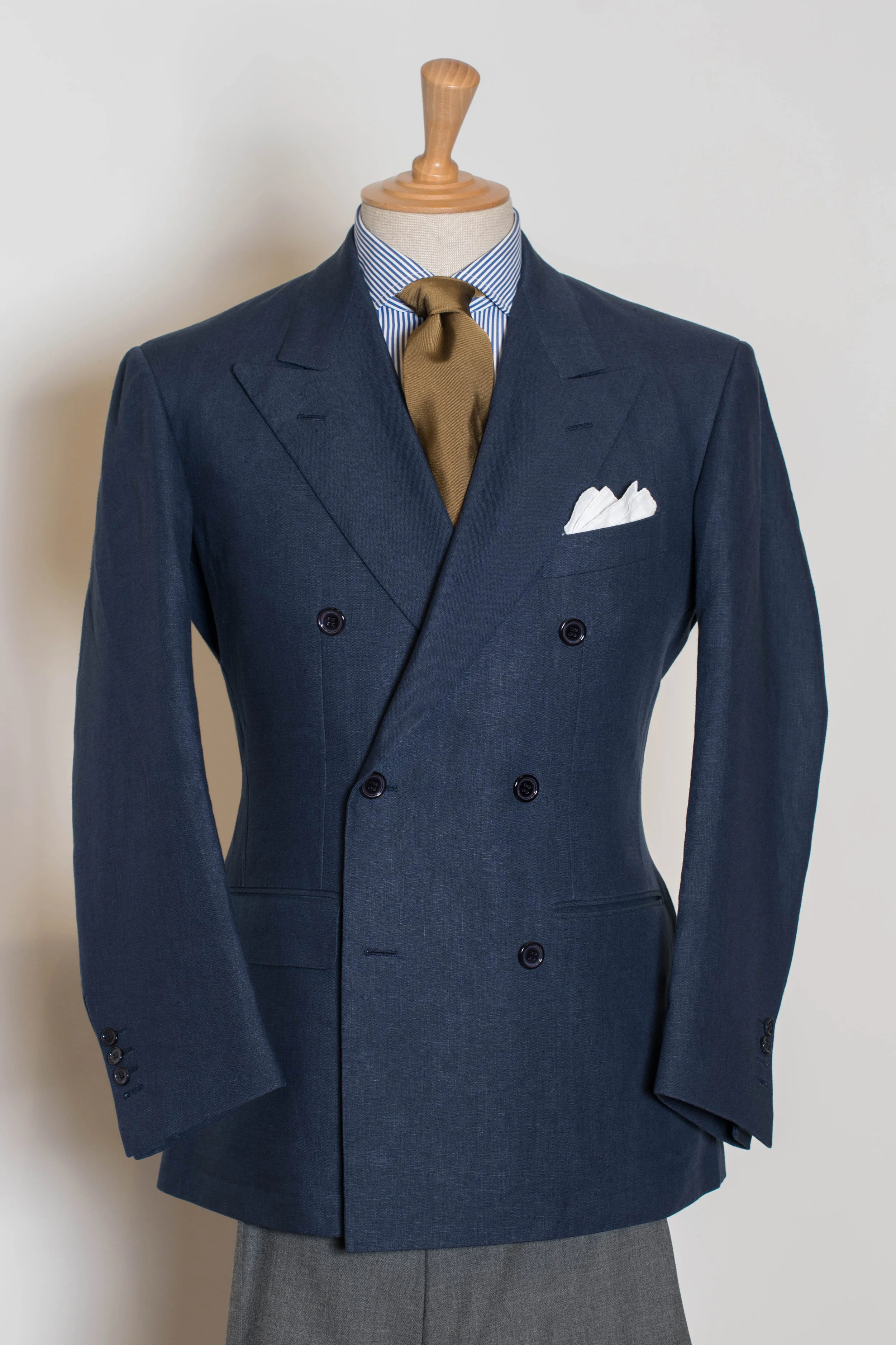 linen double breasted suit