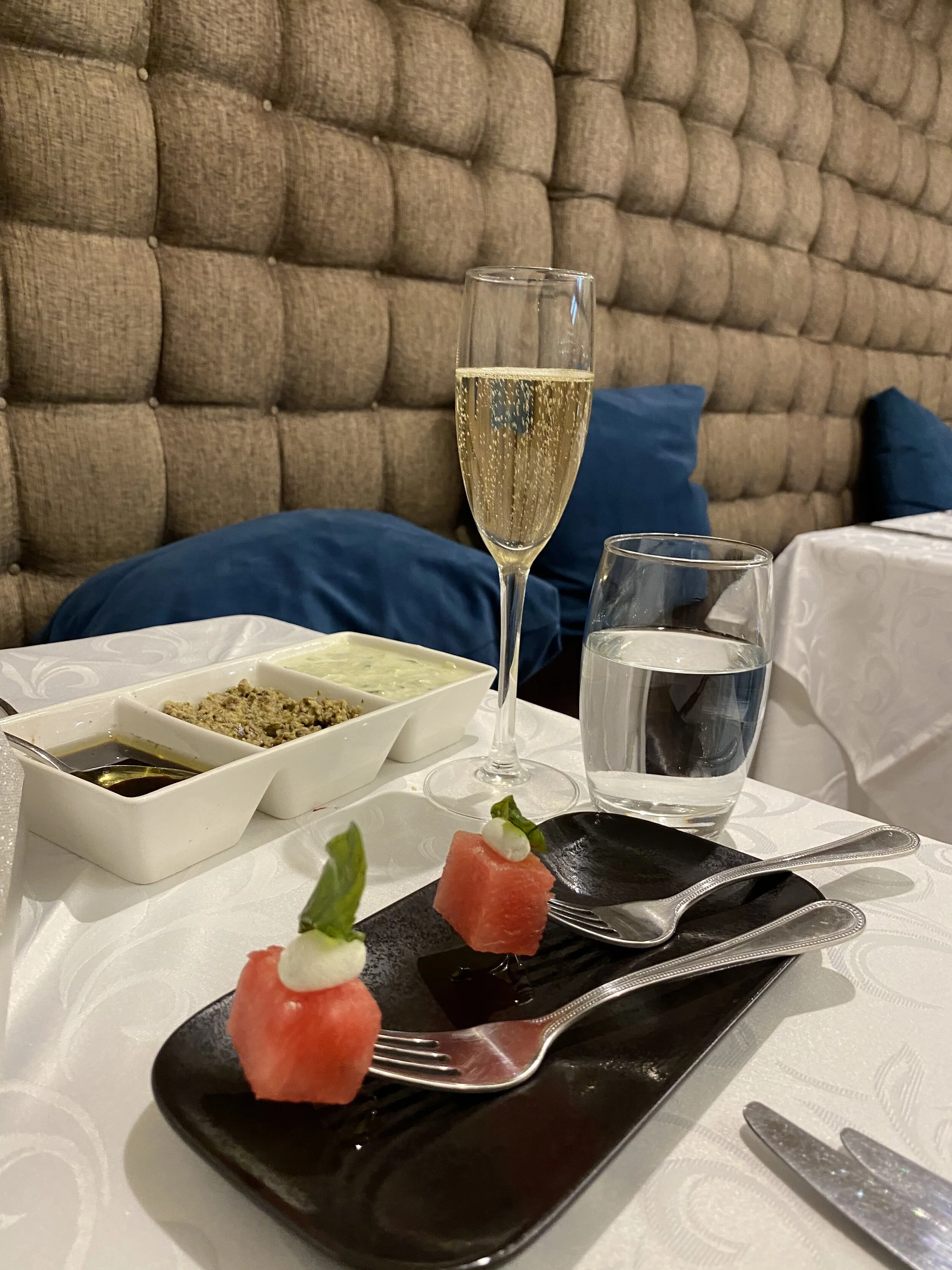 西瓜和山羊奶酪