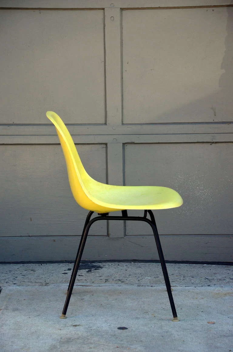 Vintage Herman Miller Chairs >> Set Of 4 Vintage Eames Chairs By Herman Miller Vintage Herman Miller Chairs >> Set Of 4 Vintage Eames Chairs By Herman Miller