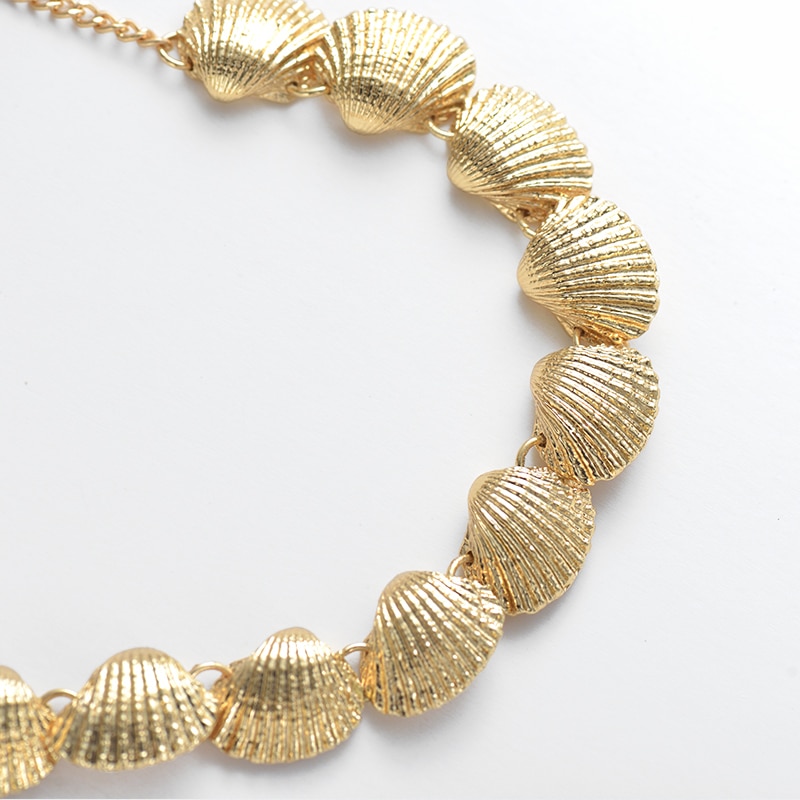 Elegant Collar Statement Necklace with 
