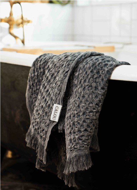 Lincoln Hand Towel — Proven Kitchen & Bath Studio