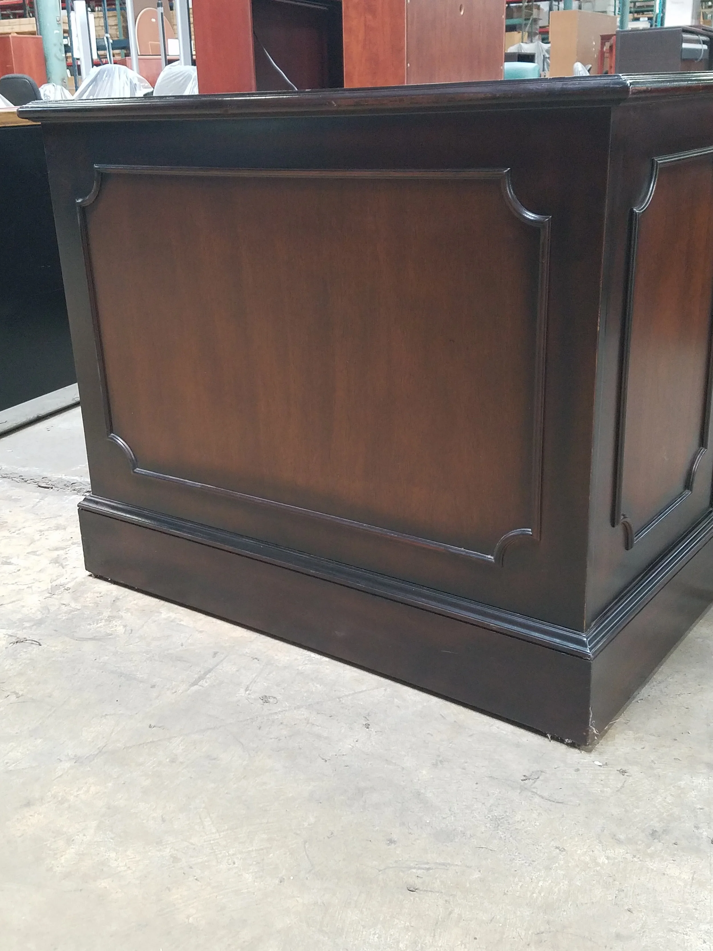 Vintage Executive Desk By Myrtle Desk Dynamic Office Services