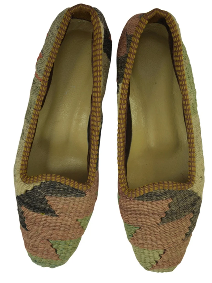 kilim slippers