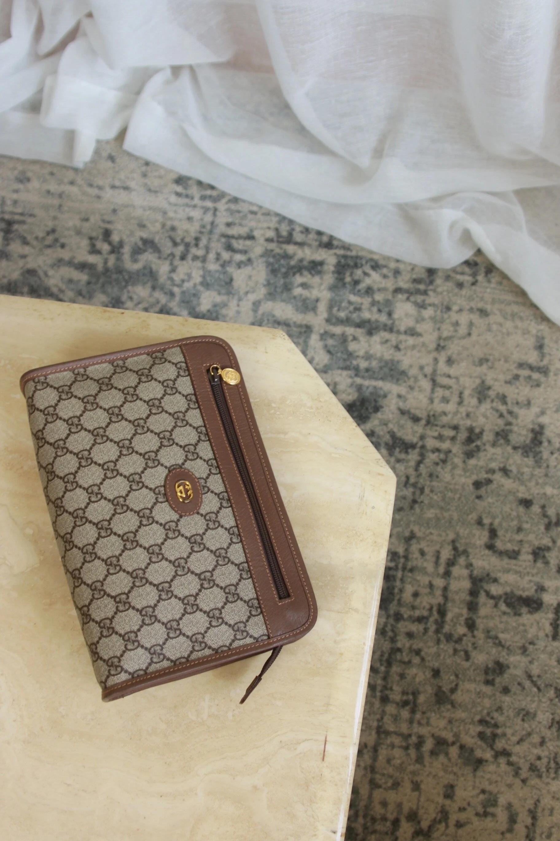vintage gucci clutch