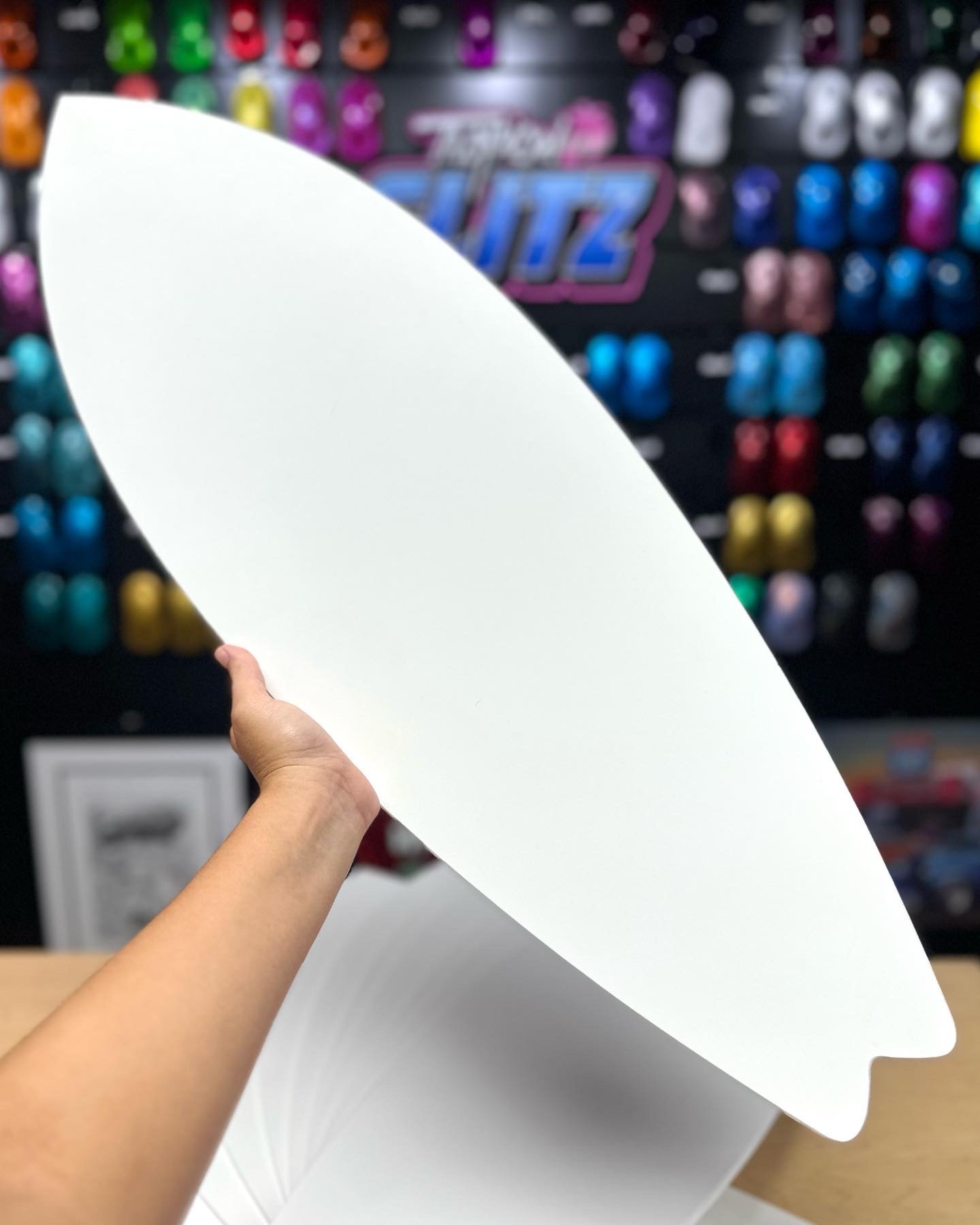 Plain surfboard outlet