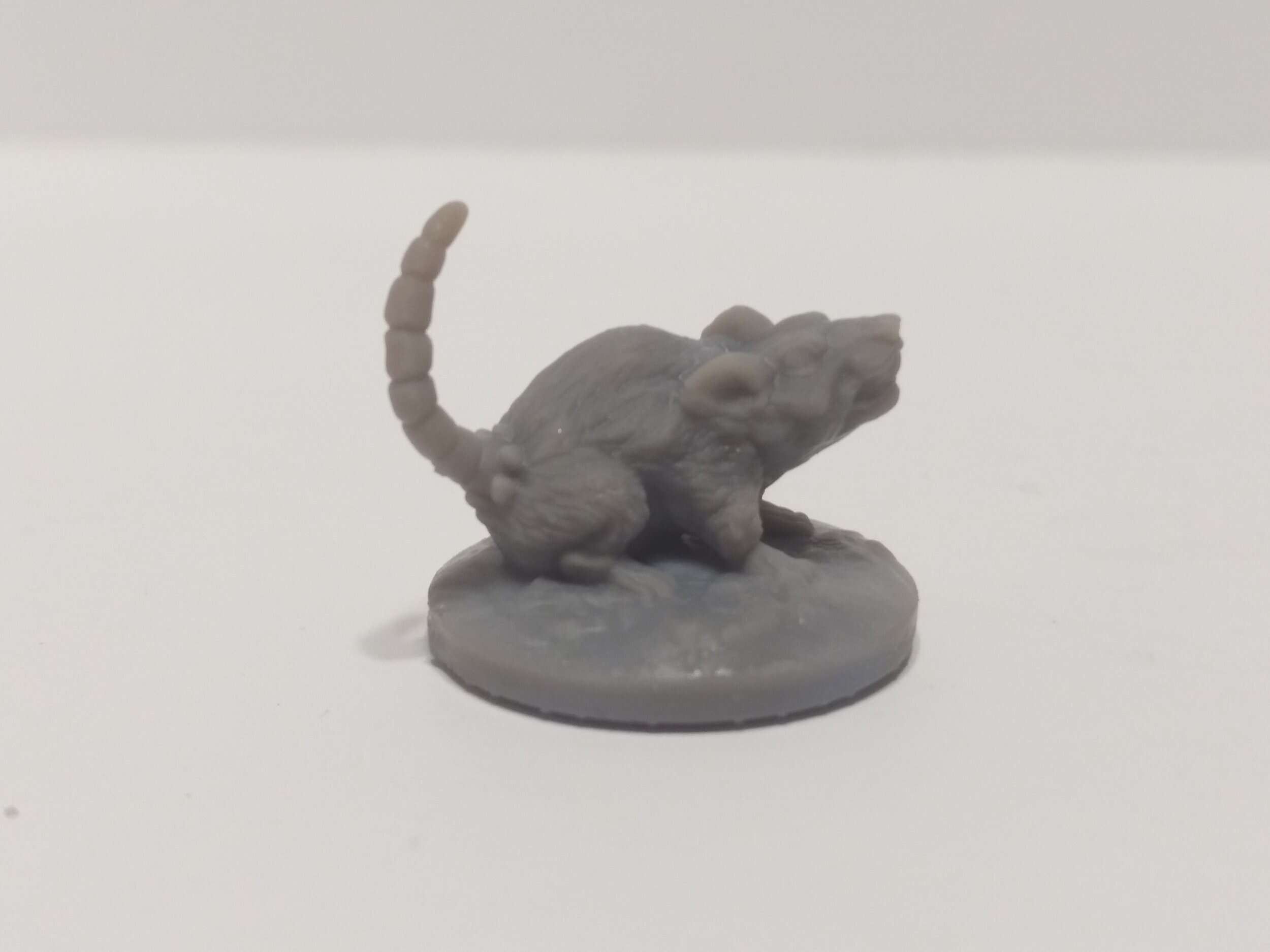 Dragonlock Ultimate Miniature Painting Holder — Alter3dimensya