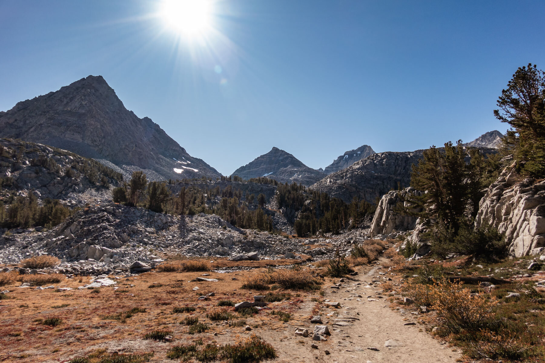 2019.11.08 Little Lakes Valley to Gem Lake ©詹妮弗·卡尔摄影-10.jpg