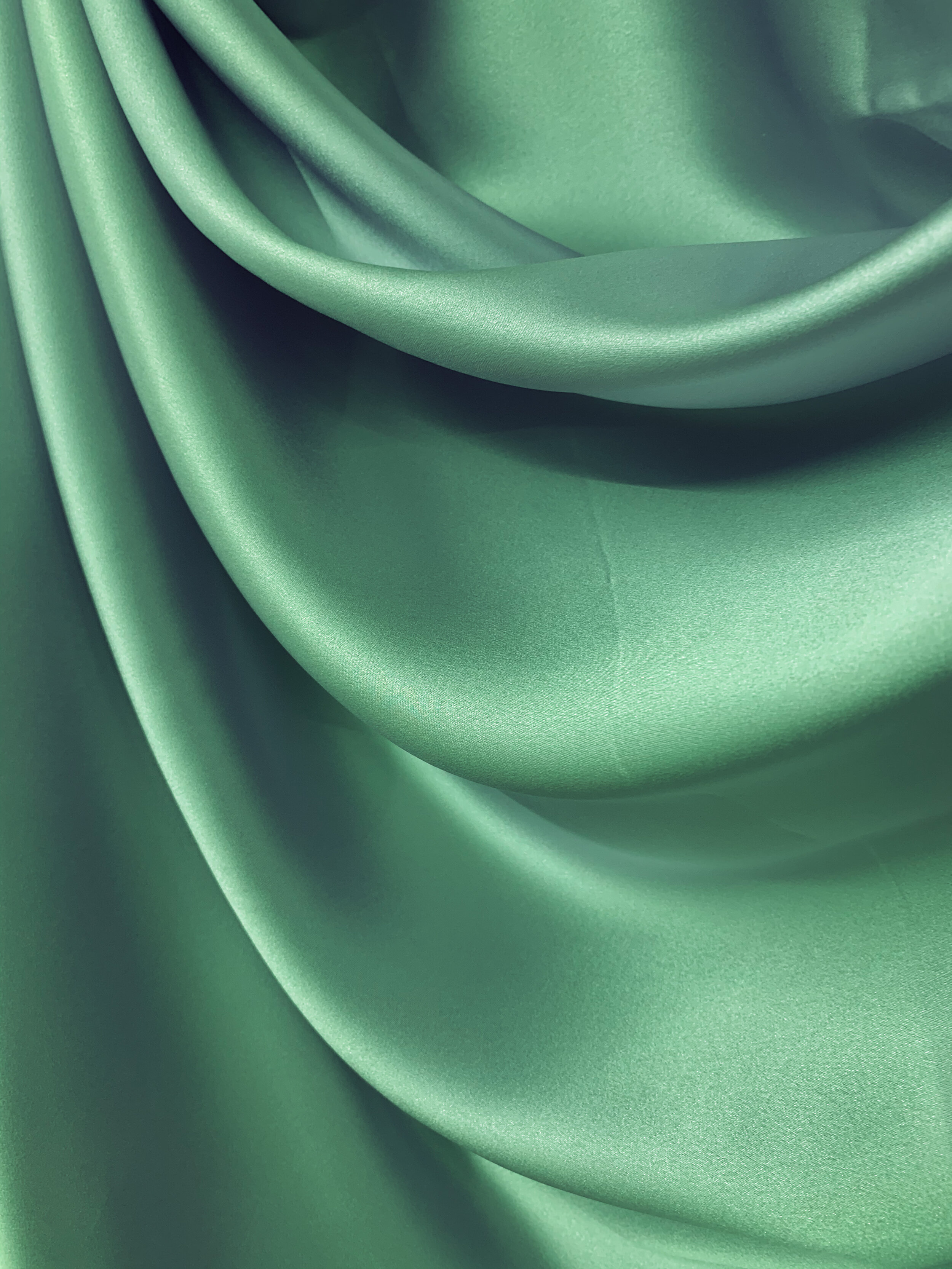 Jungle Green 100% Pure Mulberry Silk Charmeuse Fabric, 19mm 44 Width  Pre-Cut Silk Fabric — NOCHKA