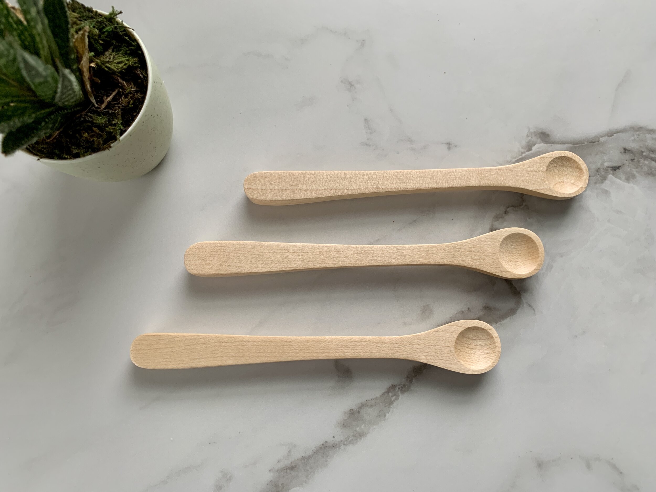 LANDUM Small Wooden Salt Spoon Wood Sugar Condiments Tea Spoons Kitchen Tableware Tool 