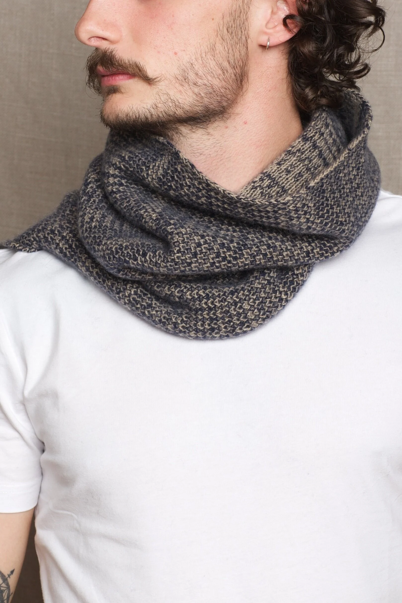 mens cashmere snood