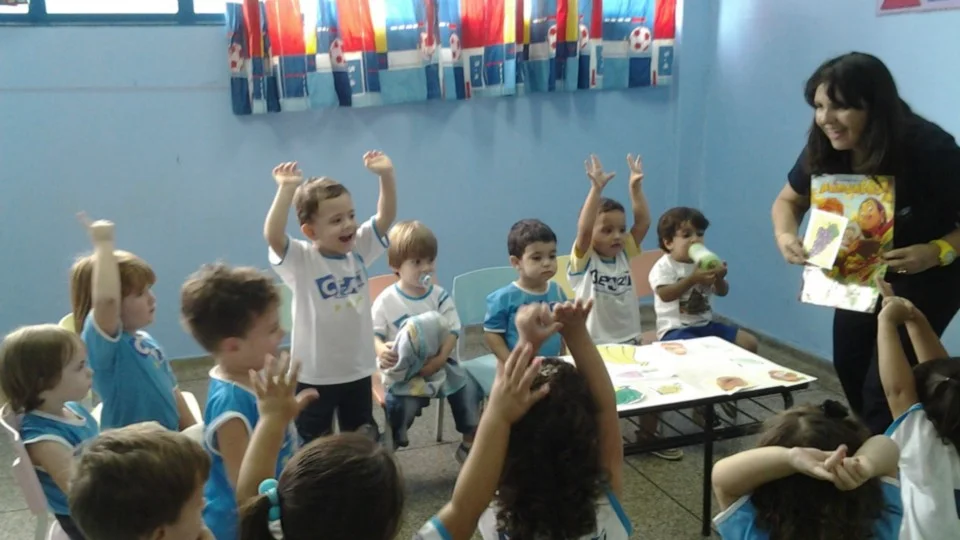 Alimentação saudável - Jardim I - Professora Cladir