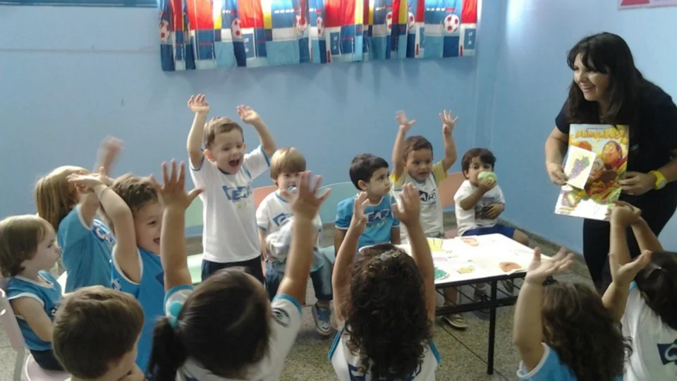 Alimentação saudável - Jardim I - Professora Cladir
