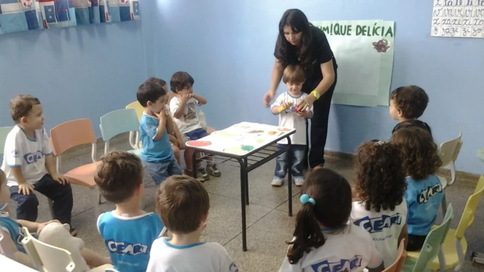 Alimentação saudável - Jardim I - Professora Cladir