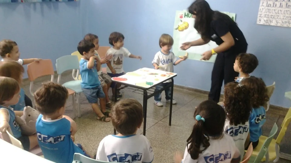 Alimentação saudável - Jardim I - Professora Cladir