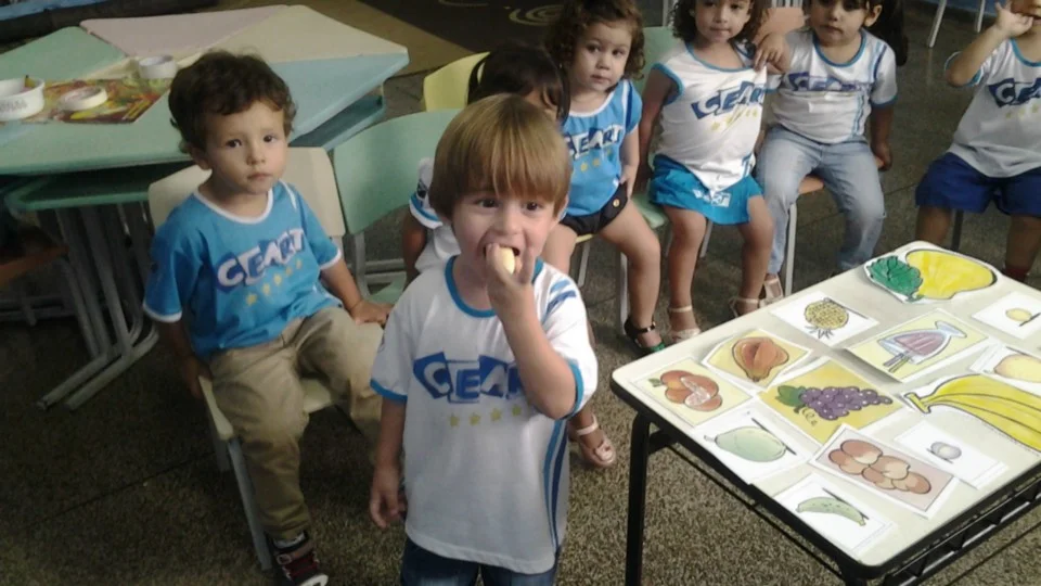 Alimentação saudável - Jardim I - Professora Cladir