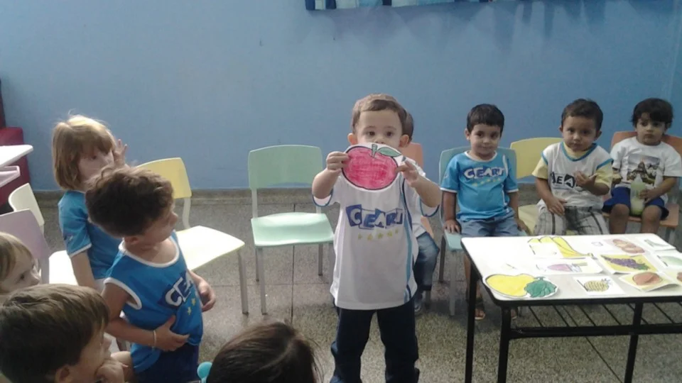 Alimentação saudável - Jardim I - Professora Cladir