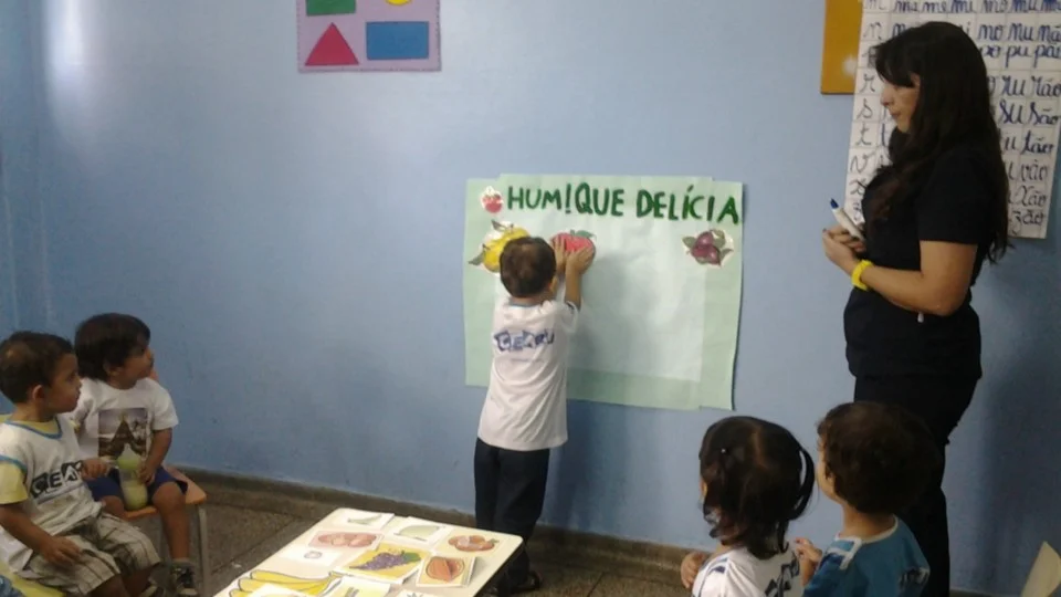 Alimentação saudável - Jardim I - Professora Cladir