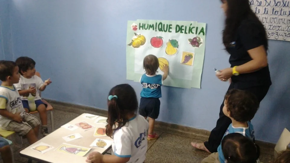 Alimentação saudável - Jardim I - Professora Cladir