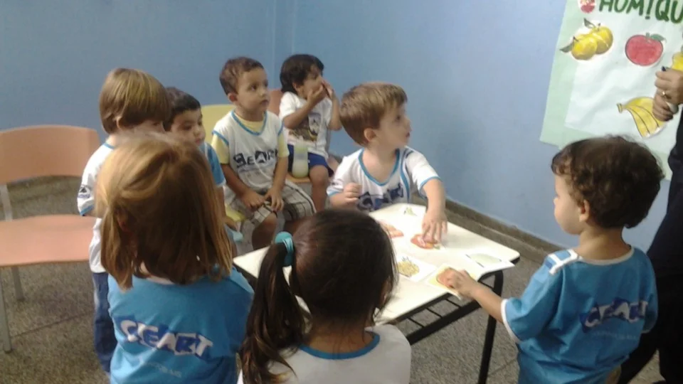 Alimentação saudável - Jardim I - Professora Cladir