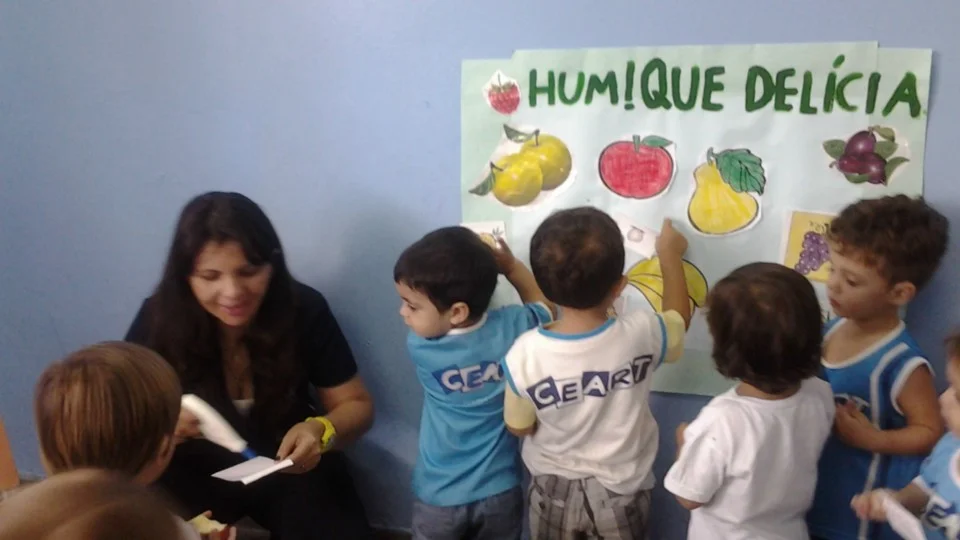 Alimentação saudável - Jardim I - Professora Cladir