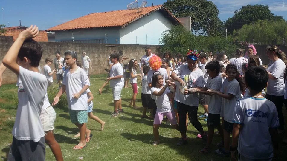 Happy Holi - "FESTA DAS CORES"