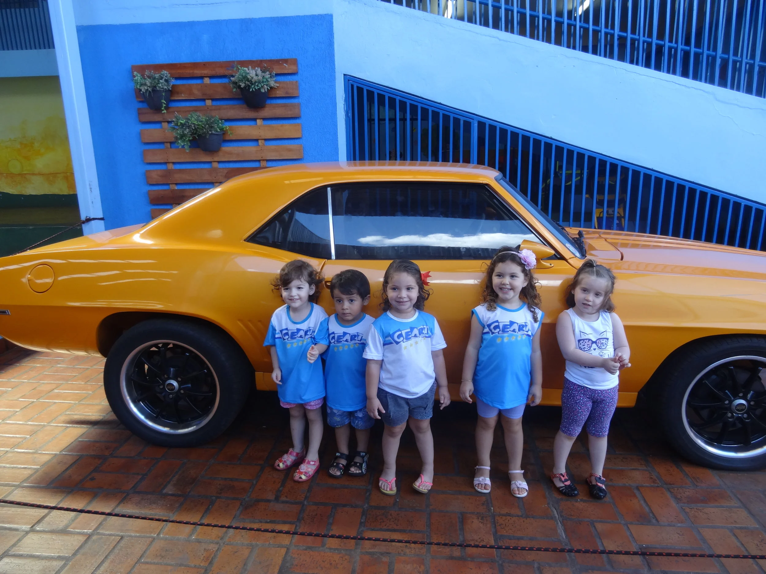 FEIRA DE ANTIGUIDADES - PROFª DINEIVA e GISELE - 4º e 5º ANOS
