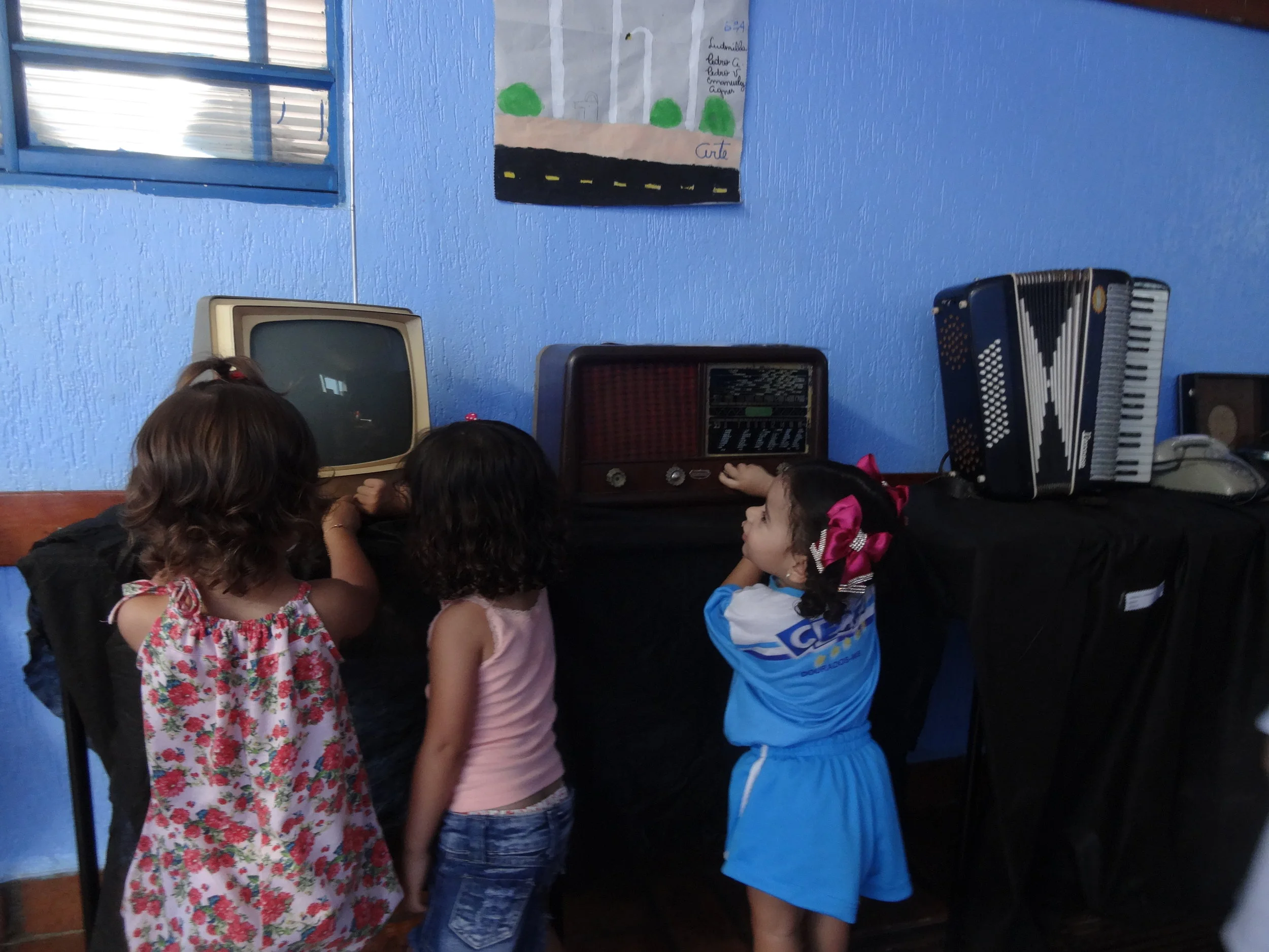 FEIRA DE ANTIGUIDADES - PROFª DINEIVA e GISELE - 4º e 5º ANOS